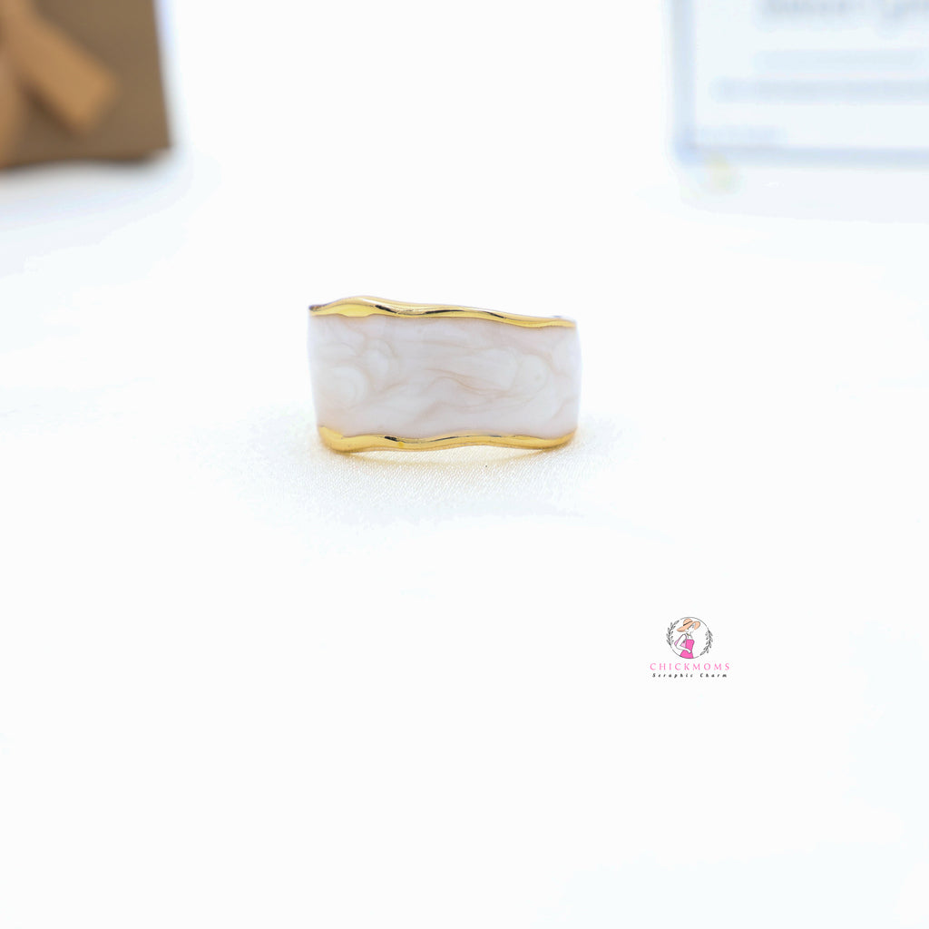 Elegant Gold & Marble Finish Adjustable Ring