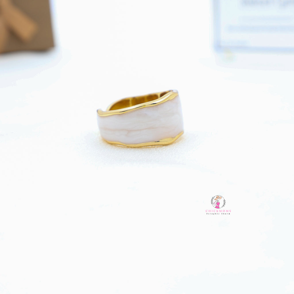 Elegant Gold & Marble Finish Adjustable Ring