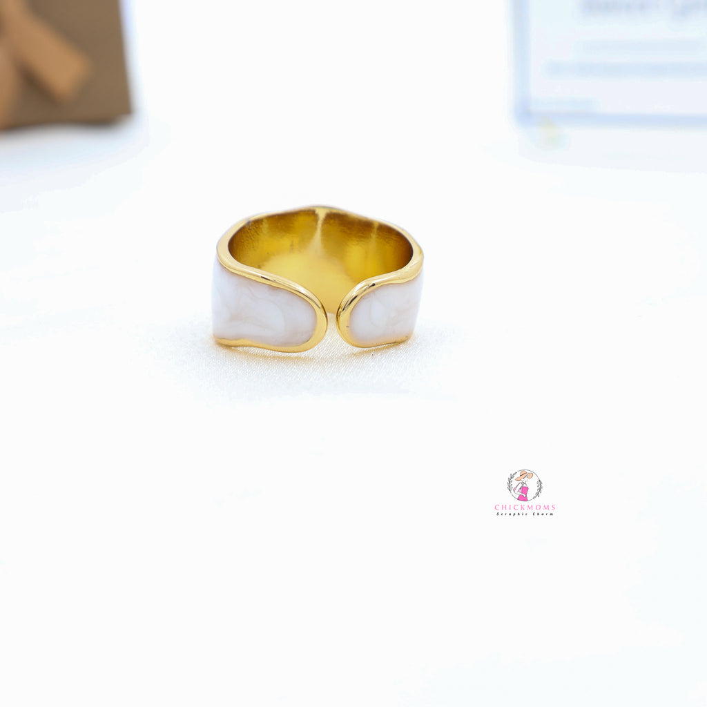 Elegant Gold & Marble Finish Adjustable Ring