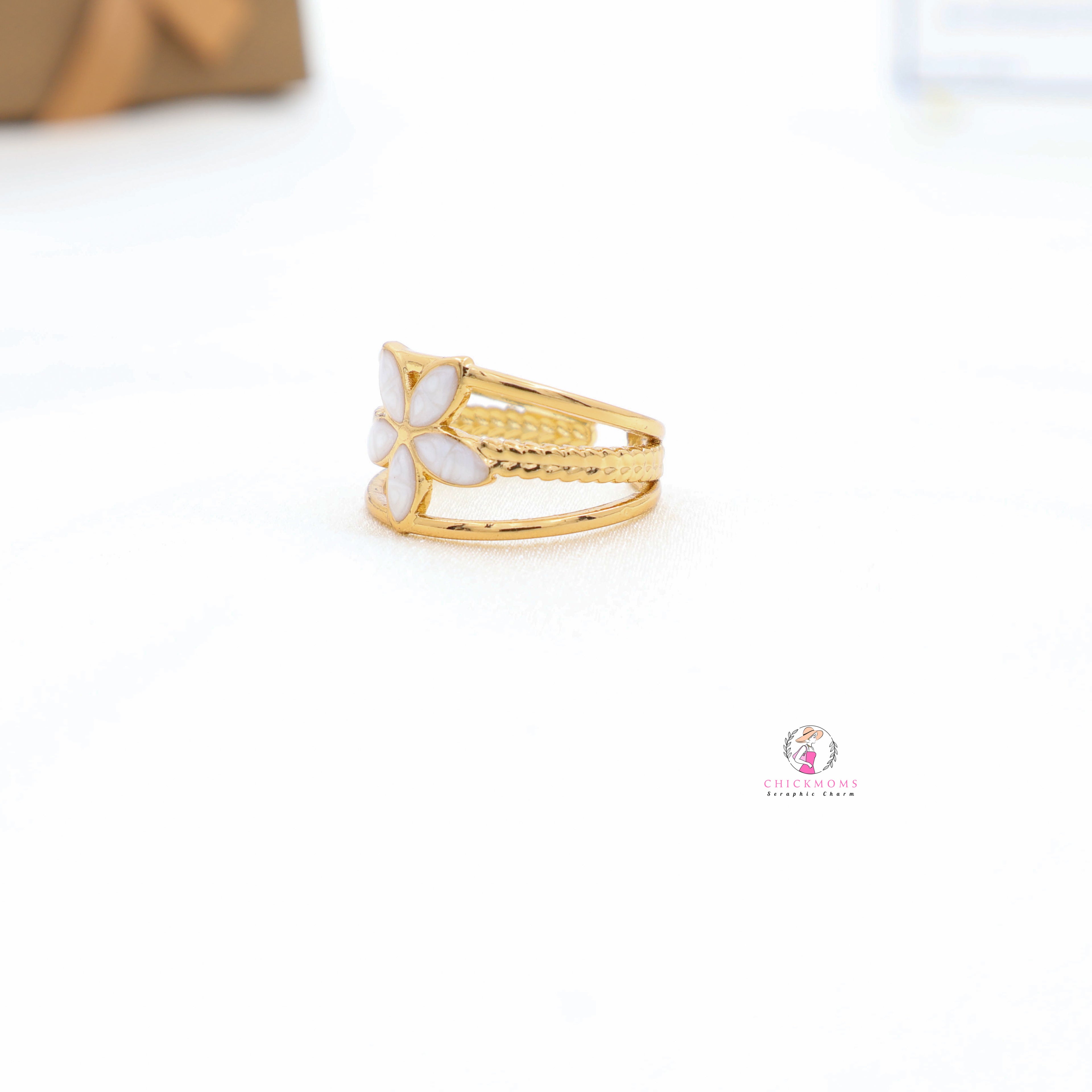 Elegant Floral Gold toned Adjustable Ring