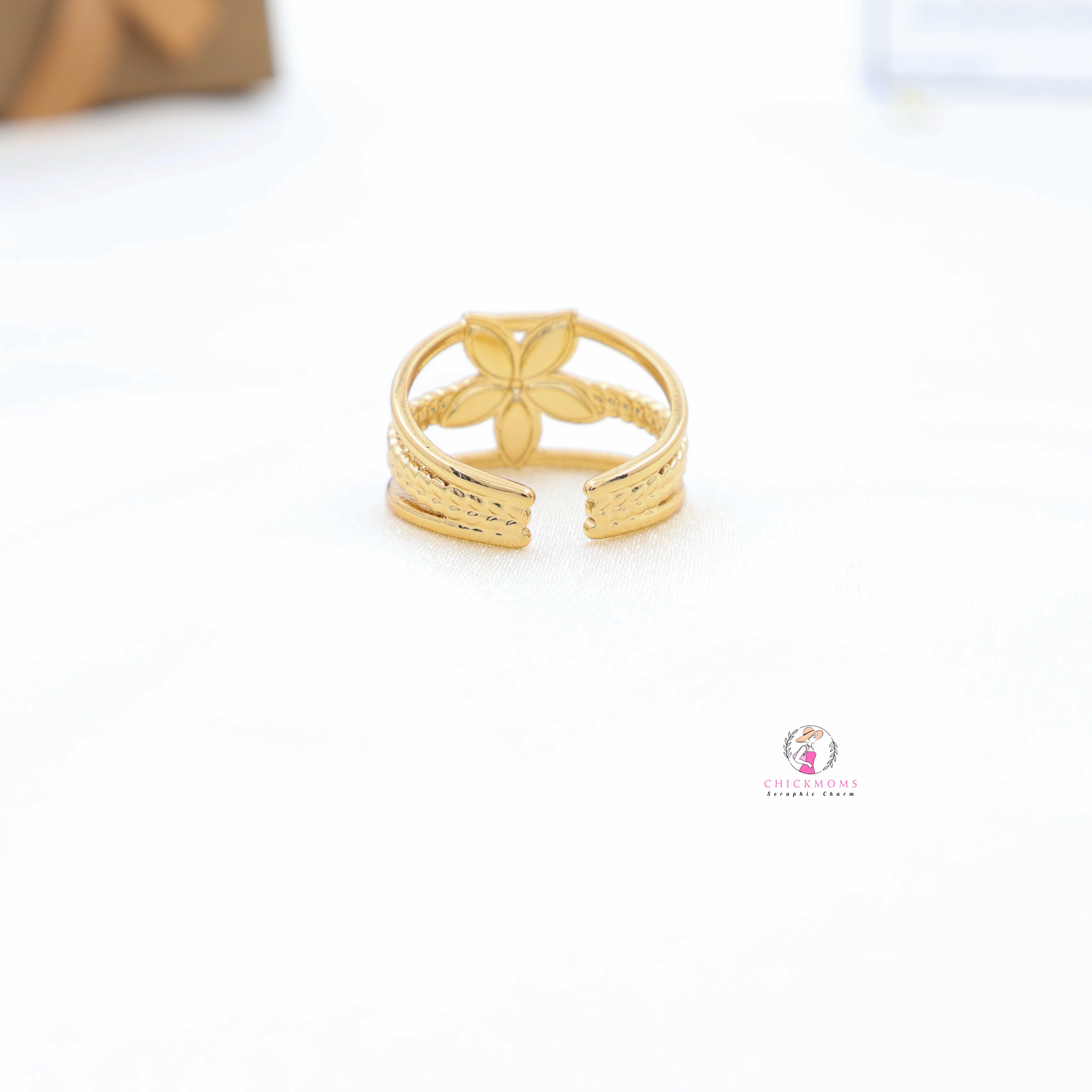 Elegant Floral Gold toned Adjustable Ring