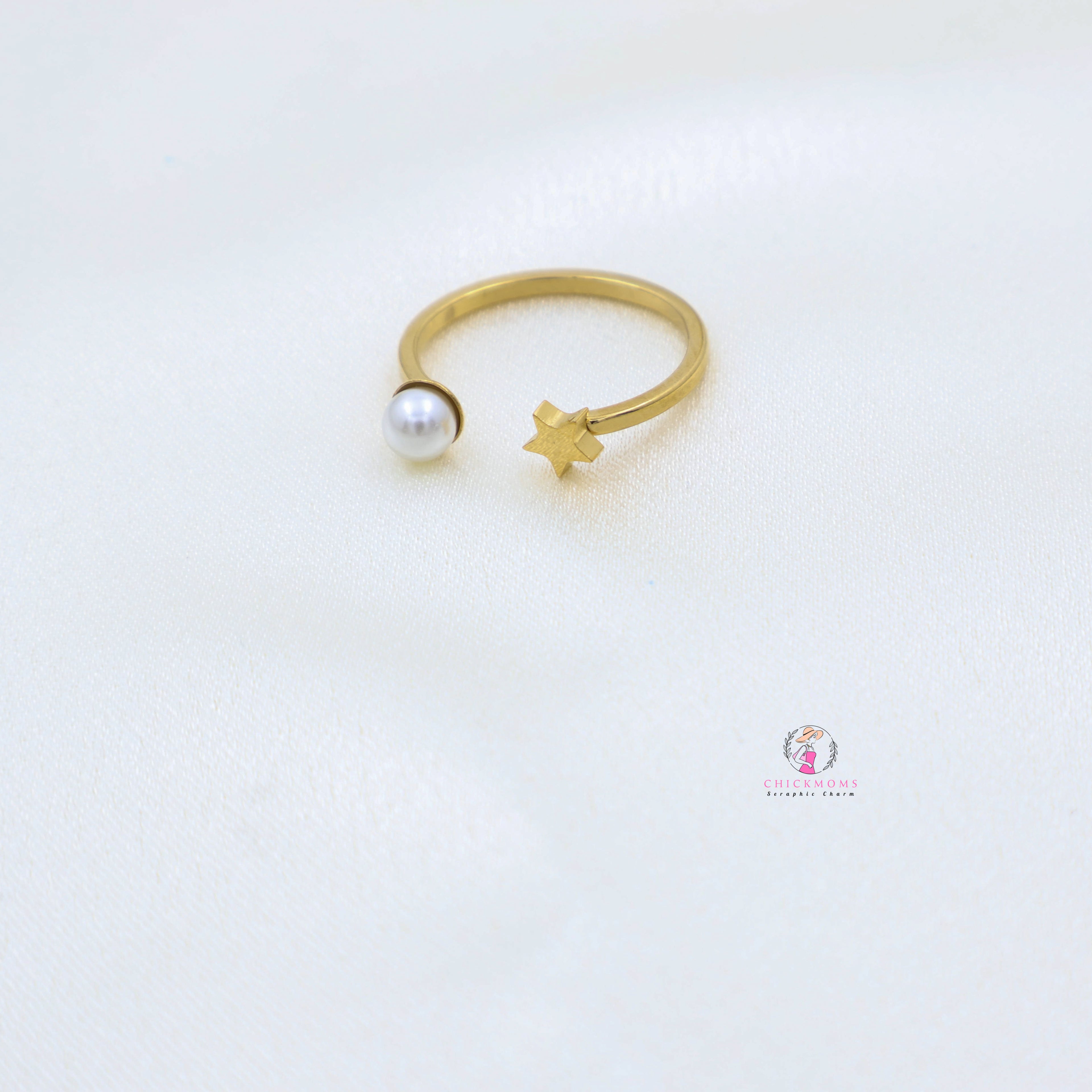 Gold Pearl Star Ring