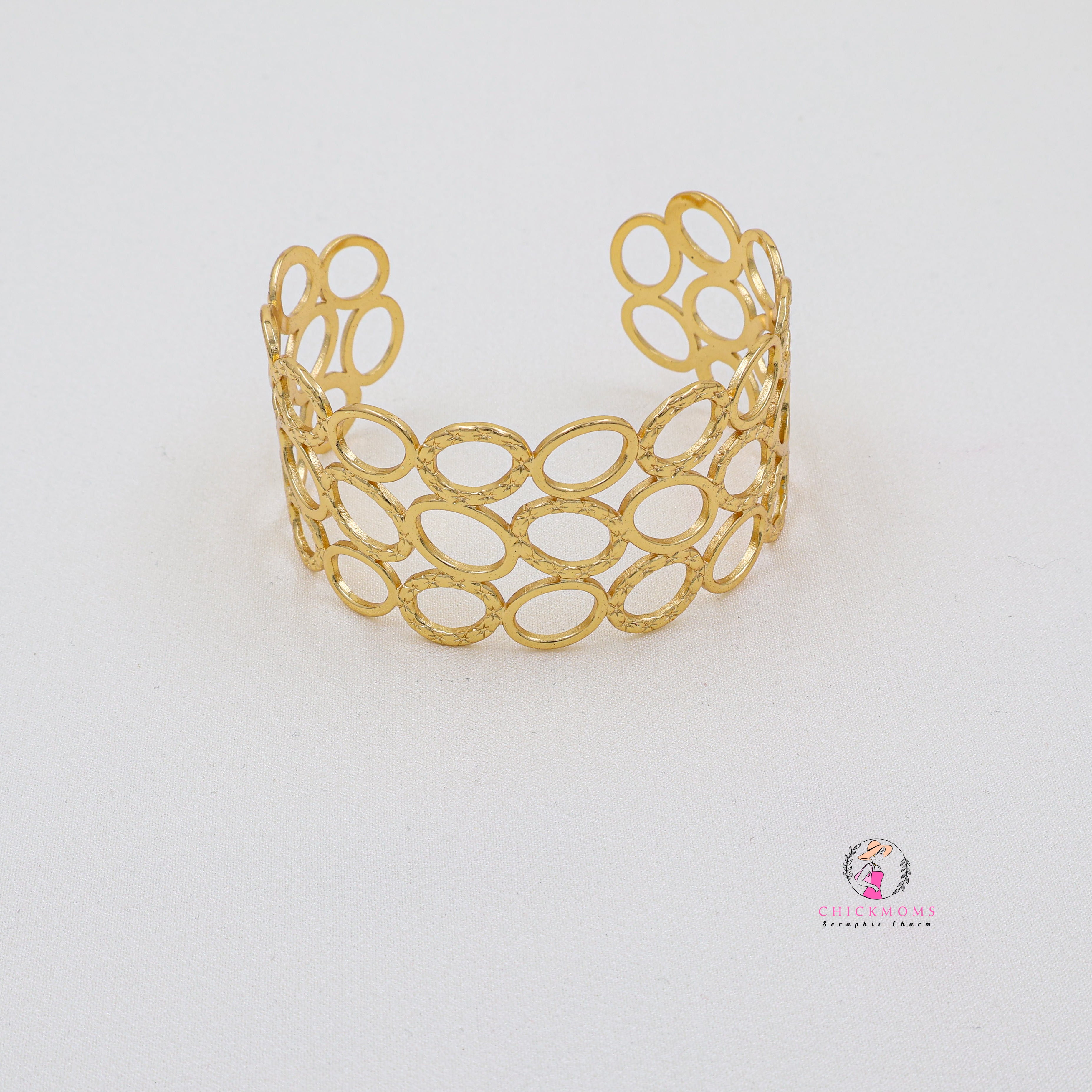 Elegant Gold Openwork Cuff Bangle