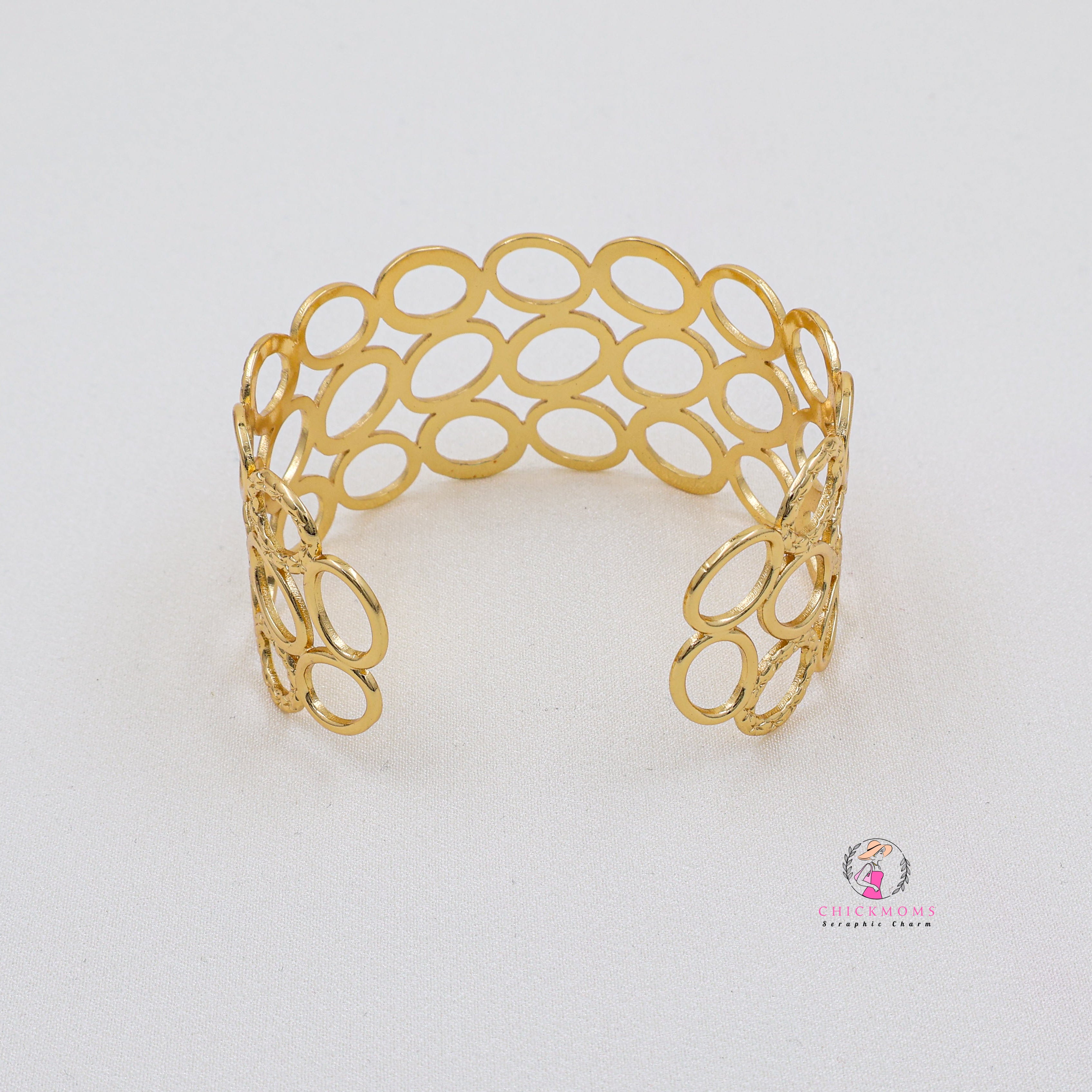 Elegant Gold Openwork Cuff Bangle