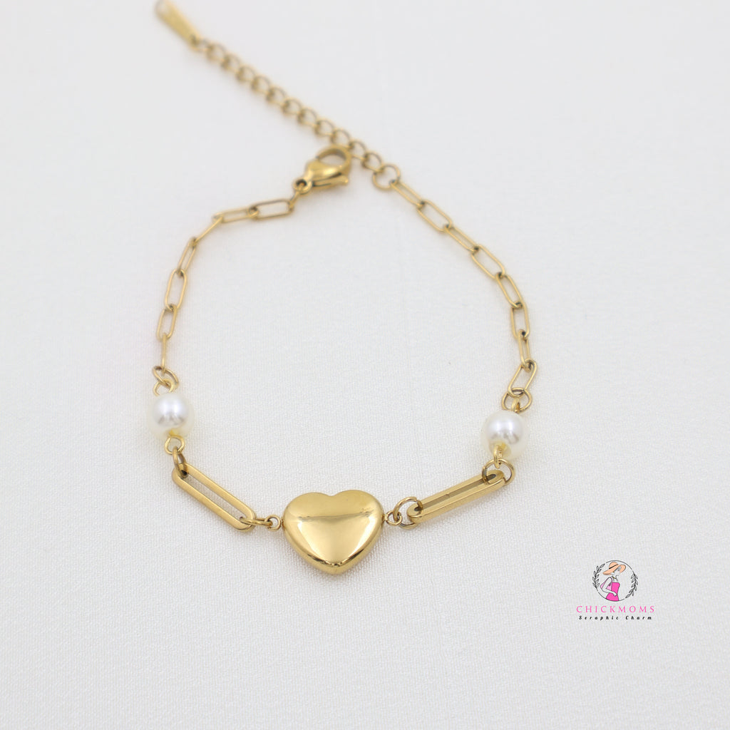 Gold Heart Charm Bracelet