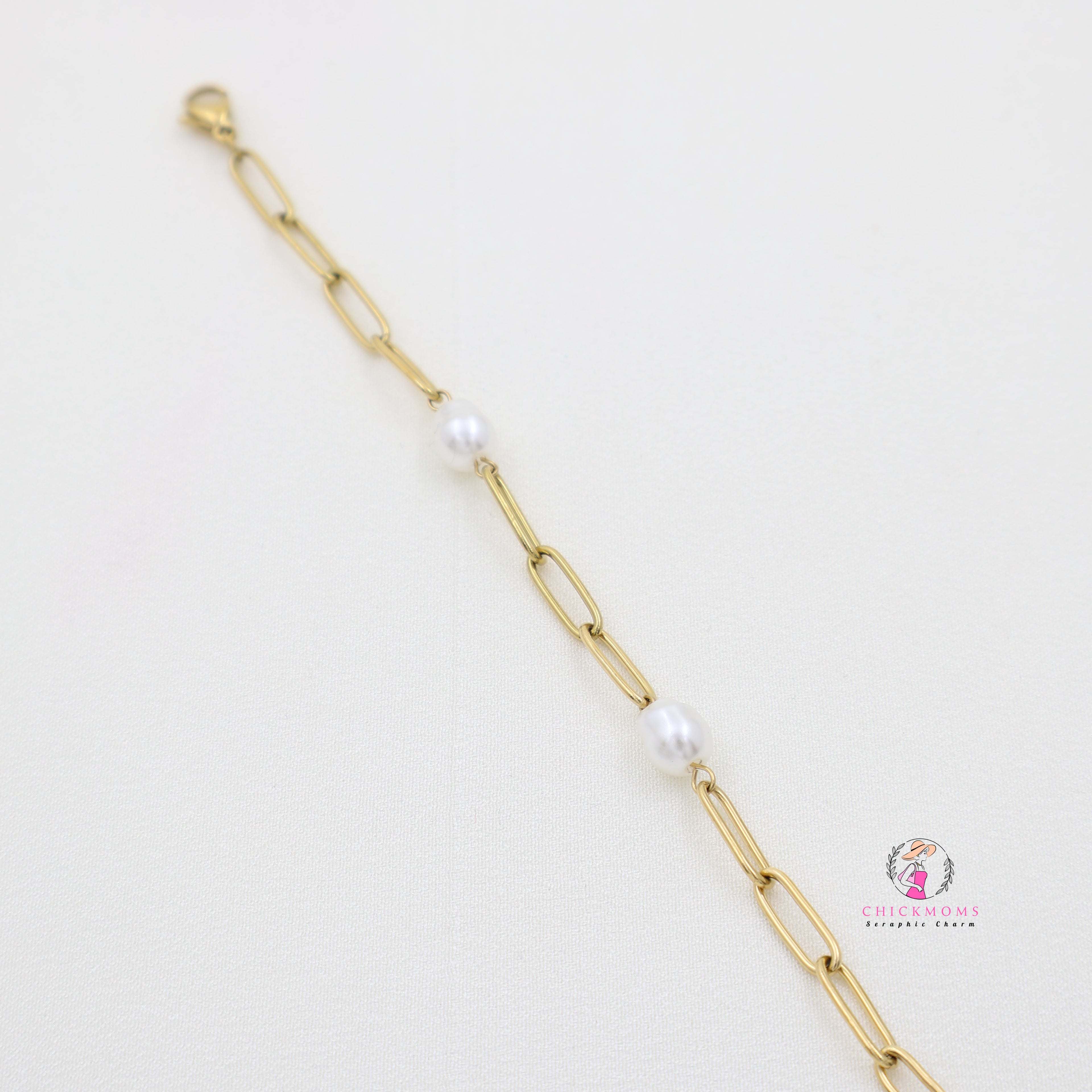 Gold Chain & Pearl Bracelet