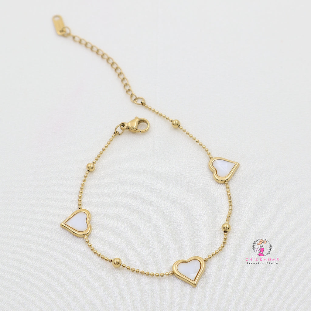 Gold Heart Link Bracelet