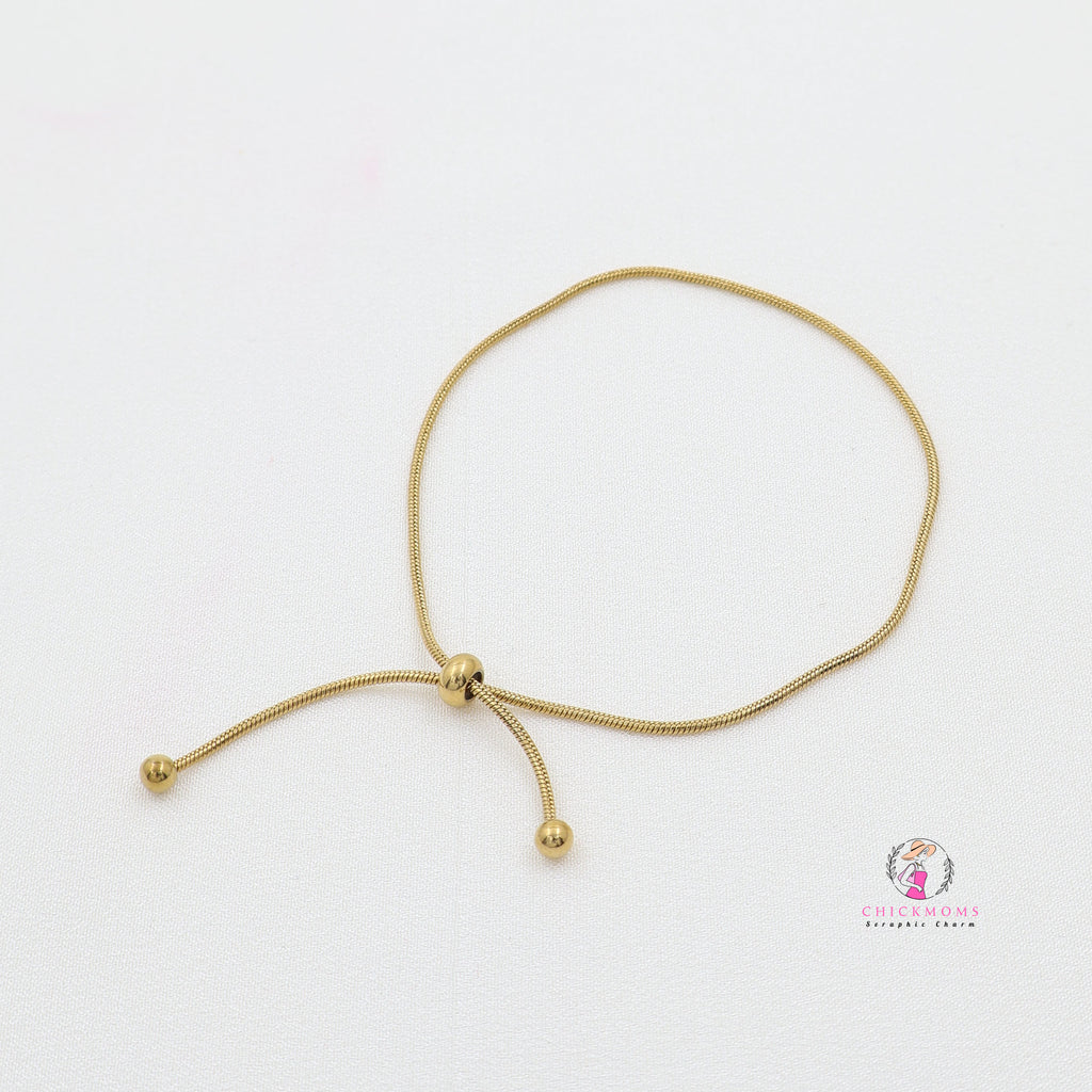 Elegant Adjustable Gold Bracelet