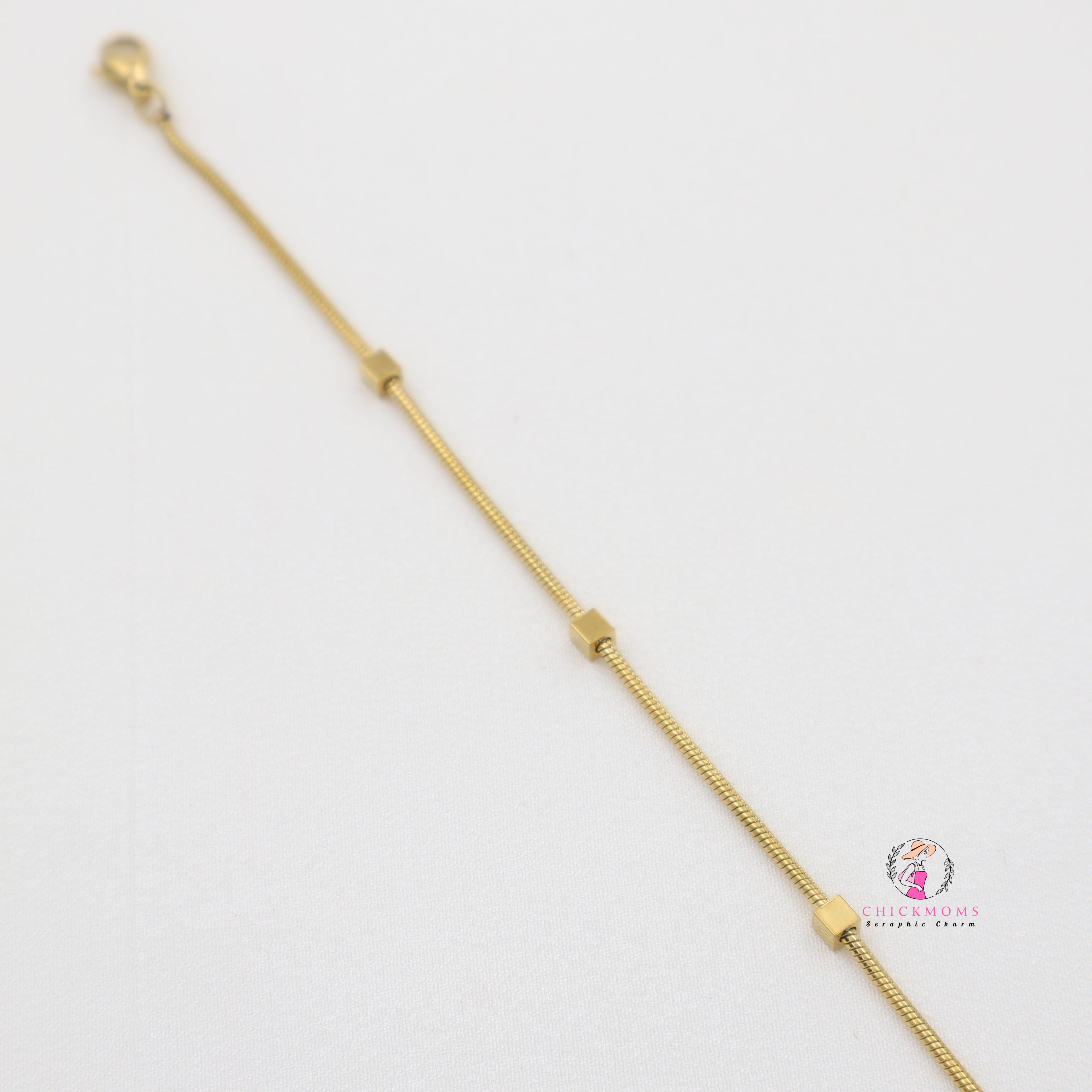 Elegant Gold-Tone Bracelet