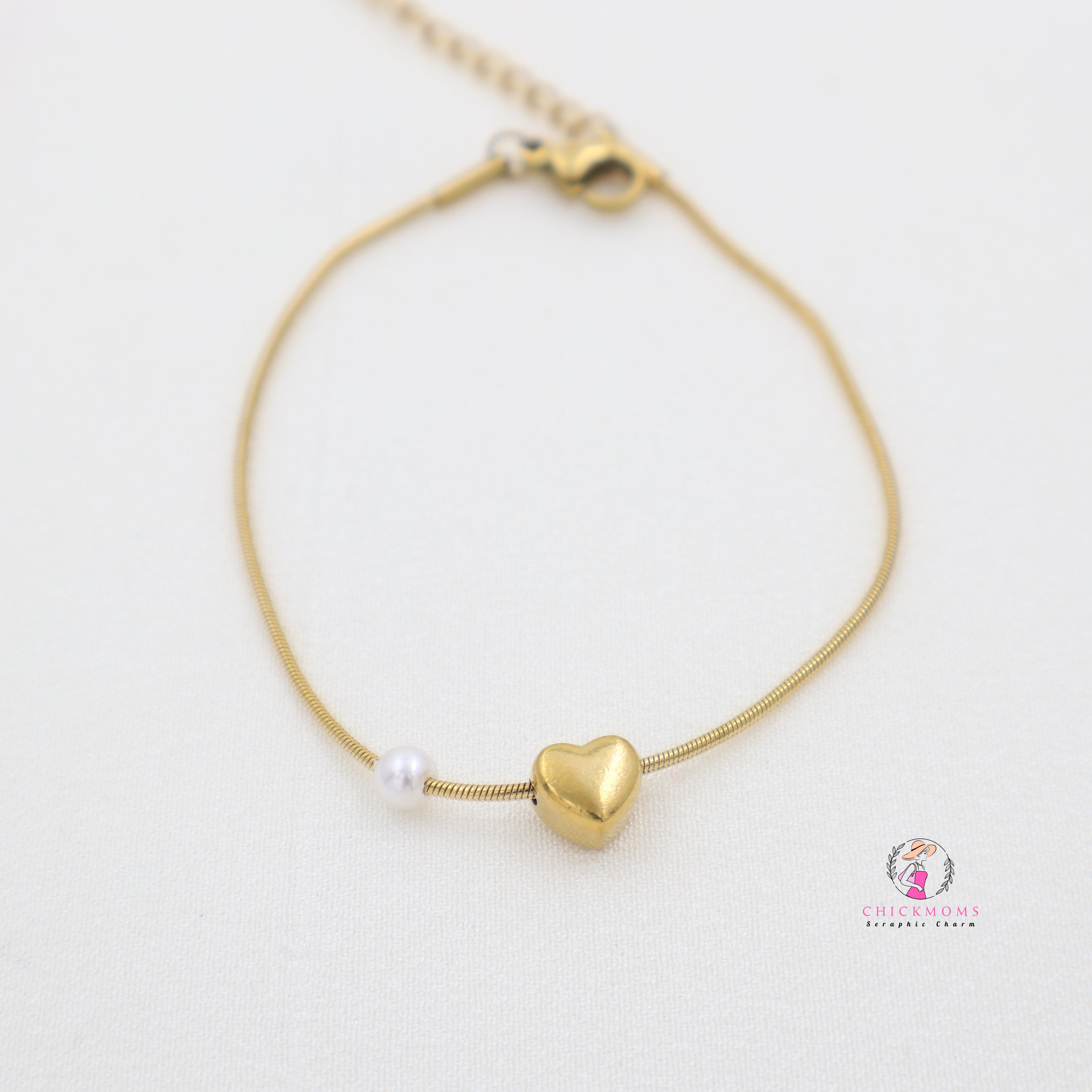 Elegant Gold-Tone Bracelet