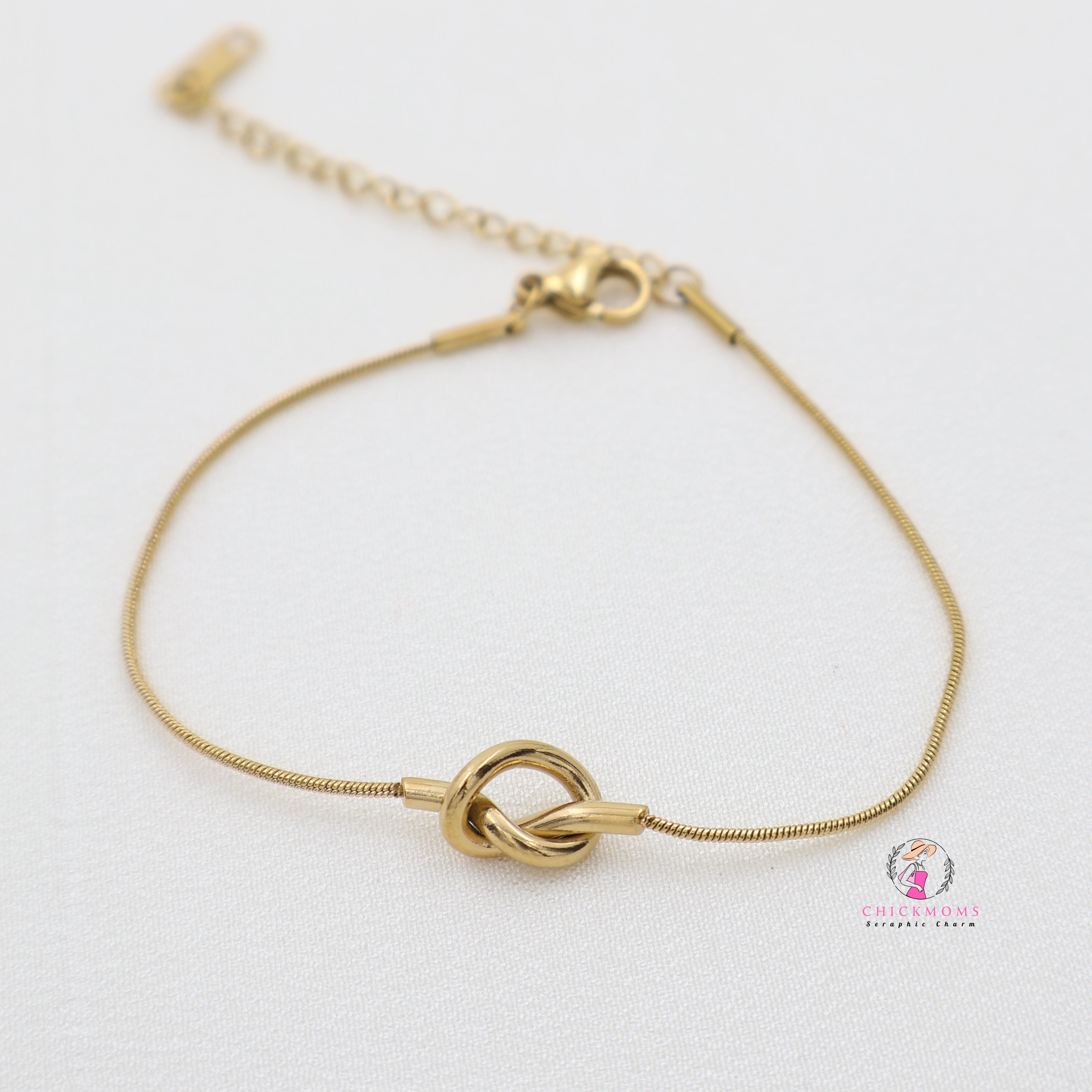 Gold Knot Bracelet