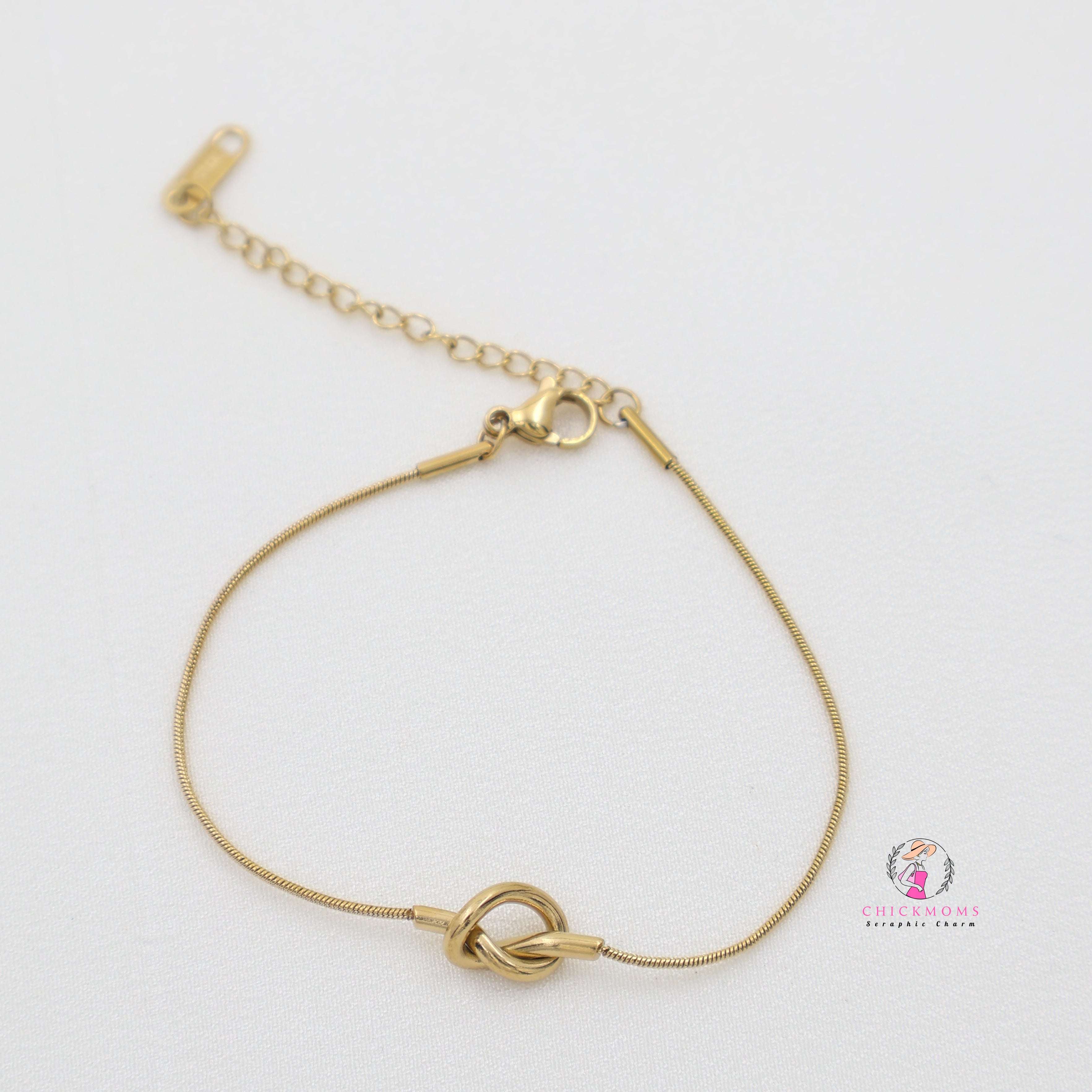 Gold Knot Bracelet
