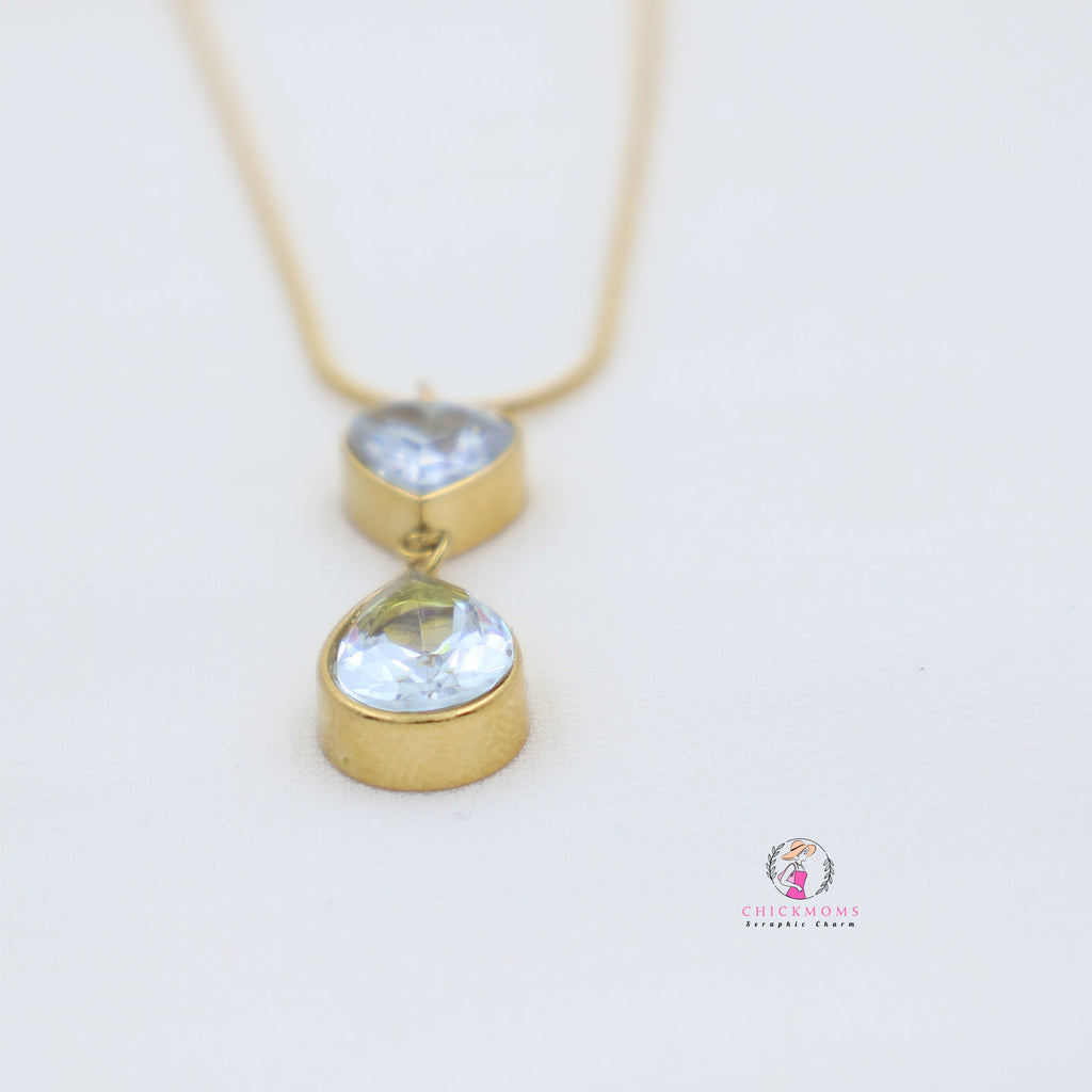 Elegant Crystal Pendant Necklace