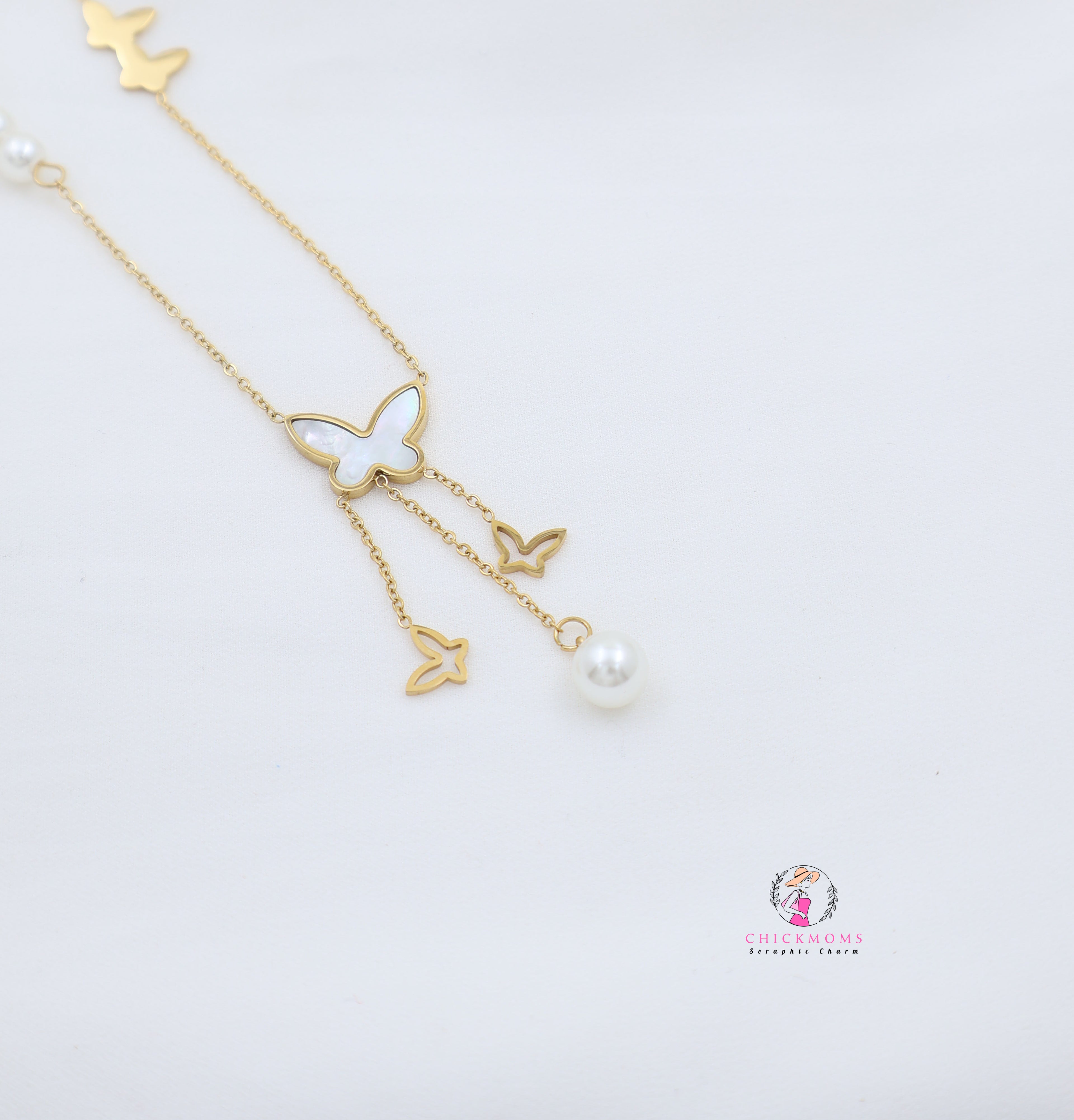 Butterfly Pearl Pendant Necklace