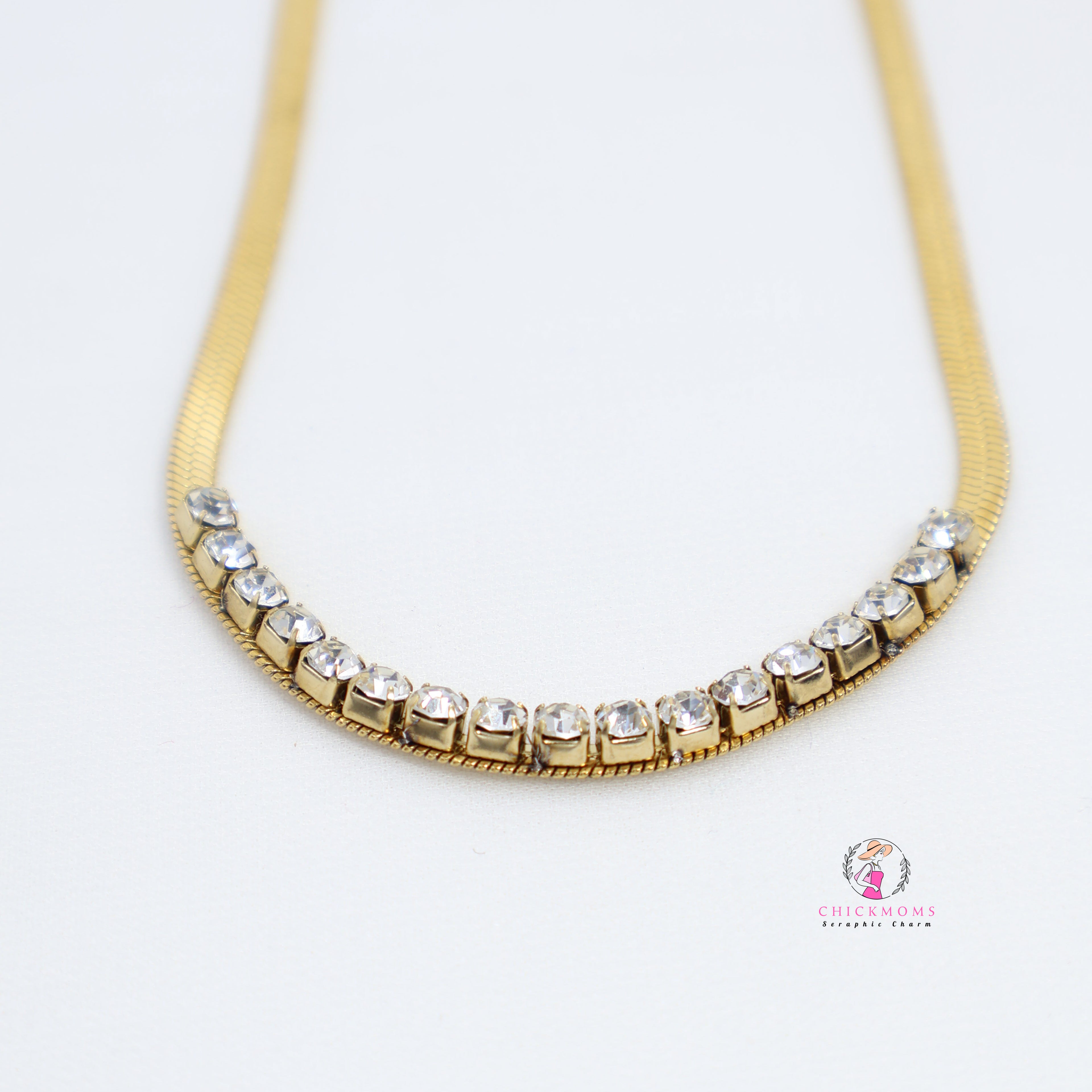 Elegant Gold-Plated Crystal Necklace